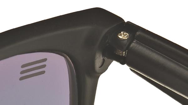 Deep Space Polarized | M Class